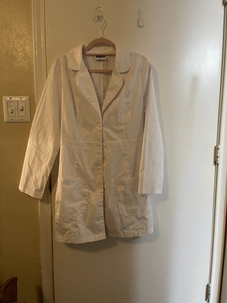 lab coat women