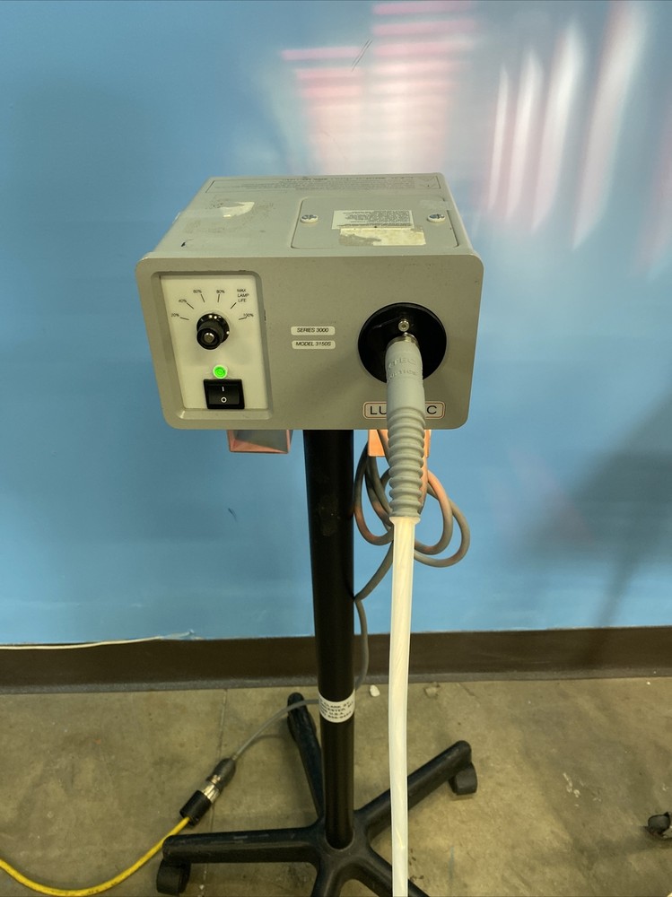 Luxtec 3150S Endoscopy Series 3000 Light Source Ophthalmology WITH CABLE