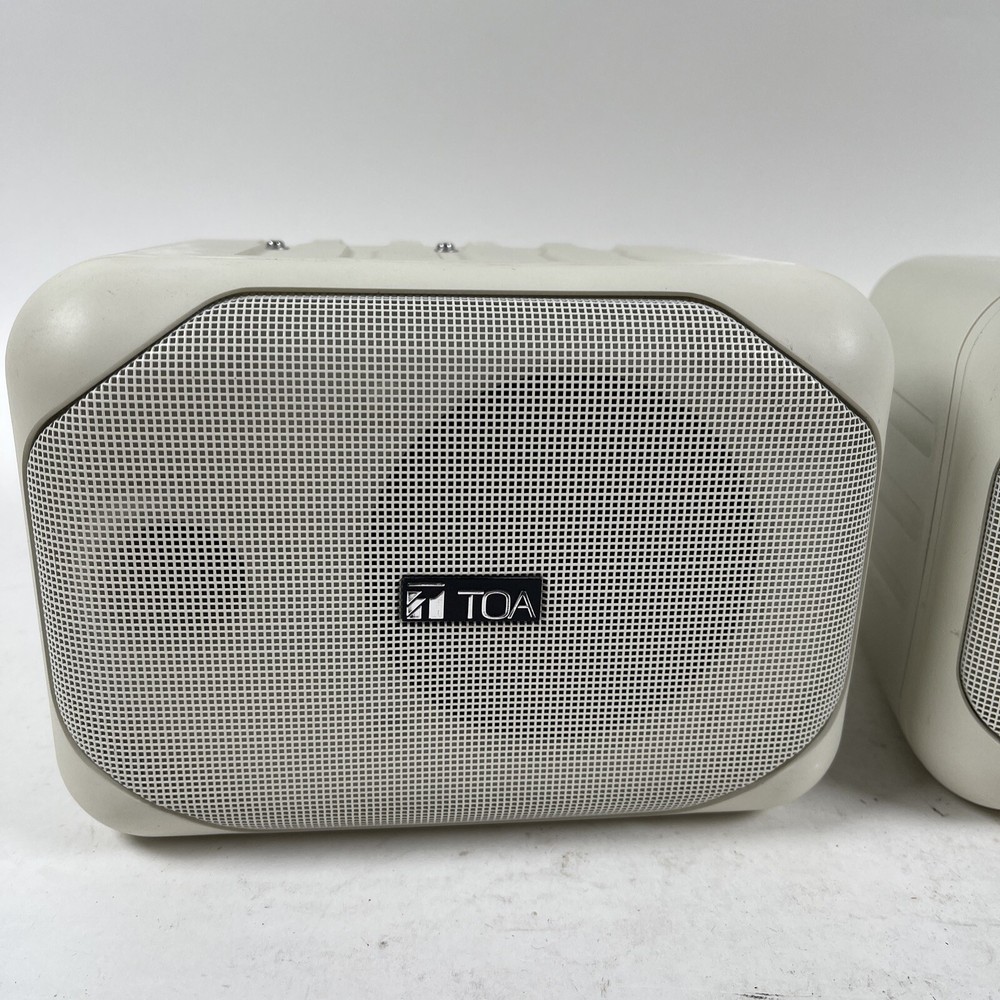 2 TOA Electronics Speaker System F-5 White