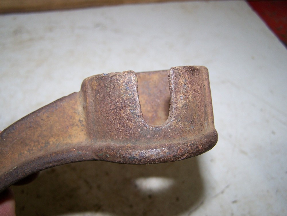 Cast Iron Crank Handle Corn Sheller Grinder Roller Farm Implement 1 5/8" Shaft