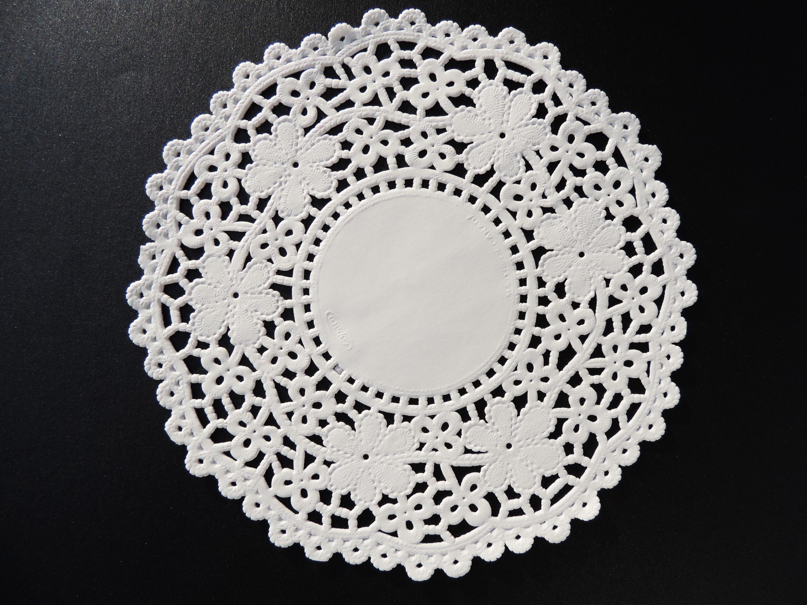 6.5" 9.5" 10.5" Doilies CROCHET LACE & FLOWERS White Paper DOILIES