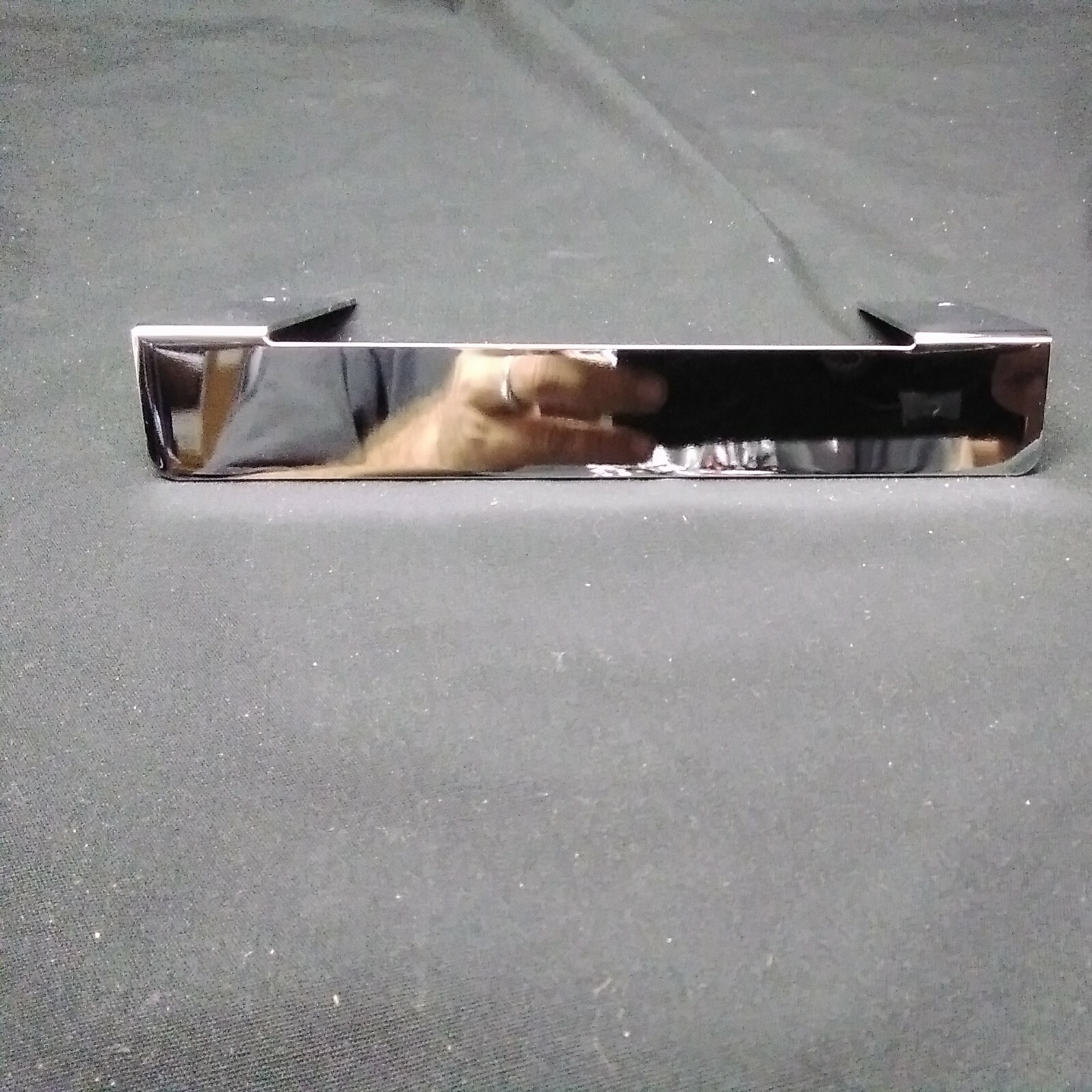 HARLEY DAVIDSON GENUINE 99-LATER DYNA CHROME OIL COOLER GUARD 62836-03