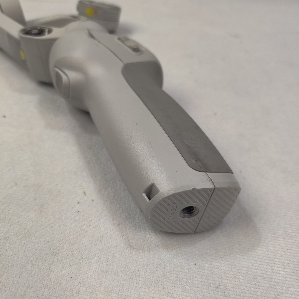 DJI OM 4 Gray Foldable Stabilizer FAIR CONDITION NO STAND/CLAMP/ATTACHMENT