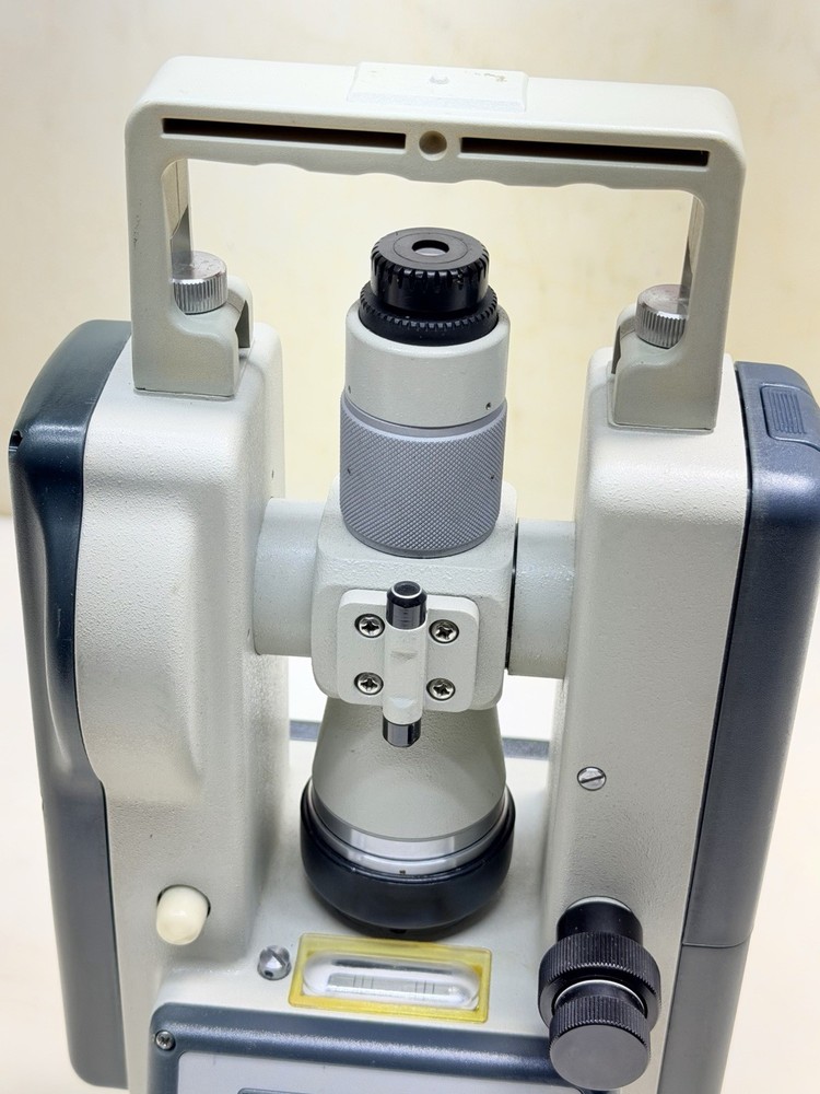 Schneider Technical Theodolite ET-20 W/ Case - Untested