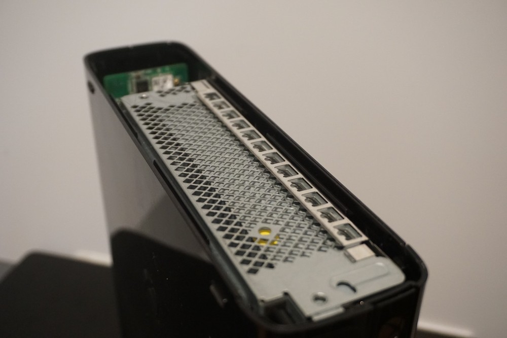 Microsoft Xbox 360 Model 1538 E Console with Kinect - Powers on Sold AS/IS