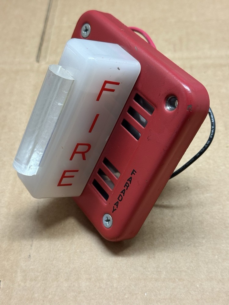 Faraday Strobe Fire Alarm Wall Mount Light Strobe Nice Condition