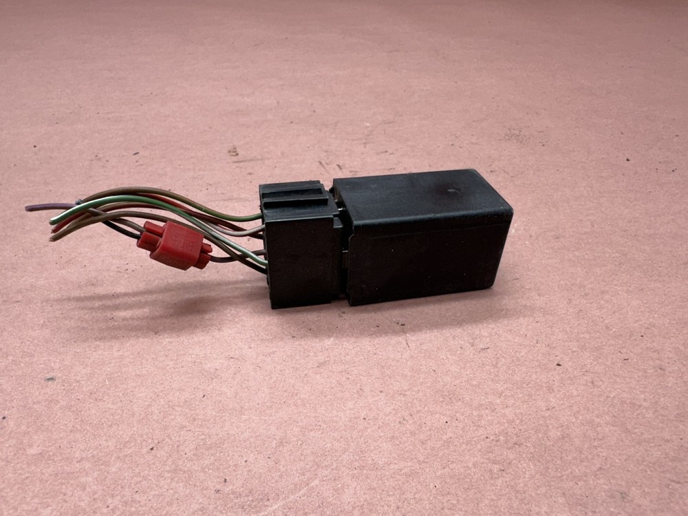 BMW E28 528e E30 E24 E23 Interior Light Control Delay Relay Module OEM #86160