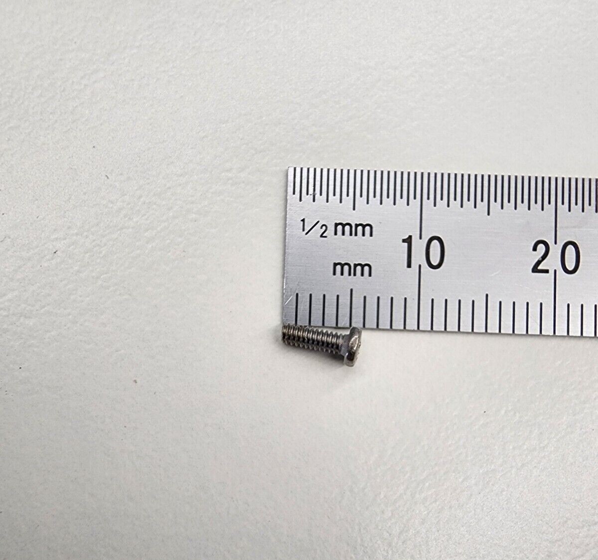 Battery Cover Cell Screw Mitutoyo Digital Calipers - 05SAA379