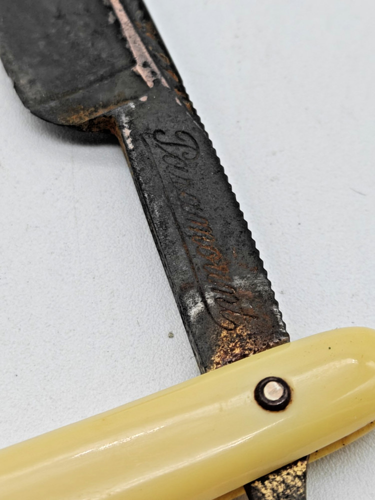 Vintage Paramount Yellow Straight Razor with Case