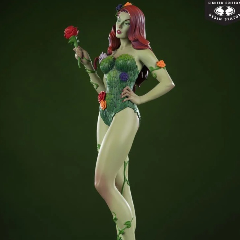 DC Cover Girls Poison Ivy 1/8 Scale Limited Edition Statue By J. Scott Campbell