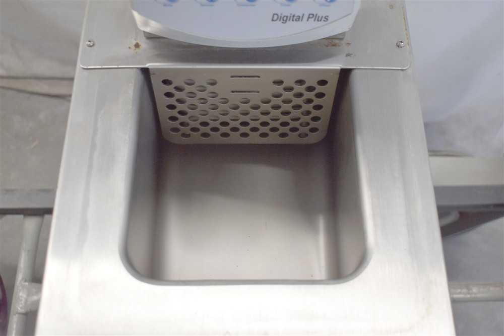 Thermo Neslab RTE 740 Benchtop Recirculating Chiller Bath