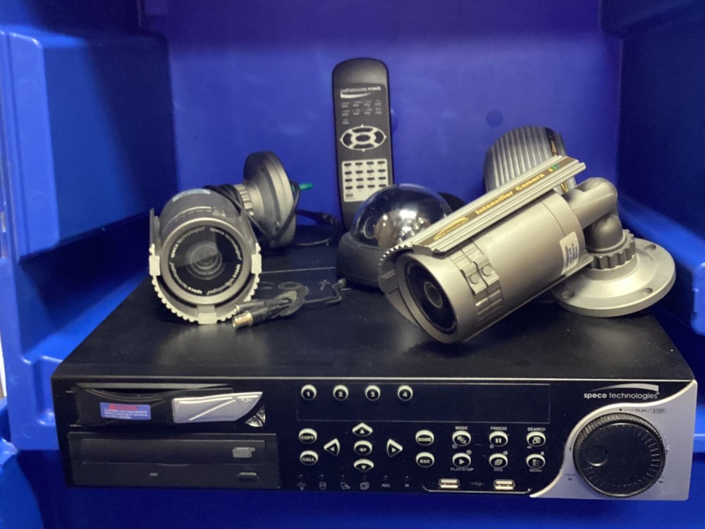 Speco Technologies DVR-4TN/160 and Cameras