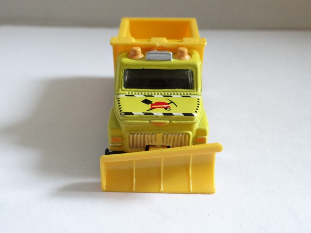 Motor Max Maintenance Truck