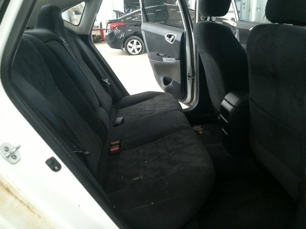 Driver Left Front Spindle/Knuckle Fits 11-25 LEAF 104775513