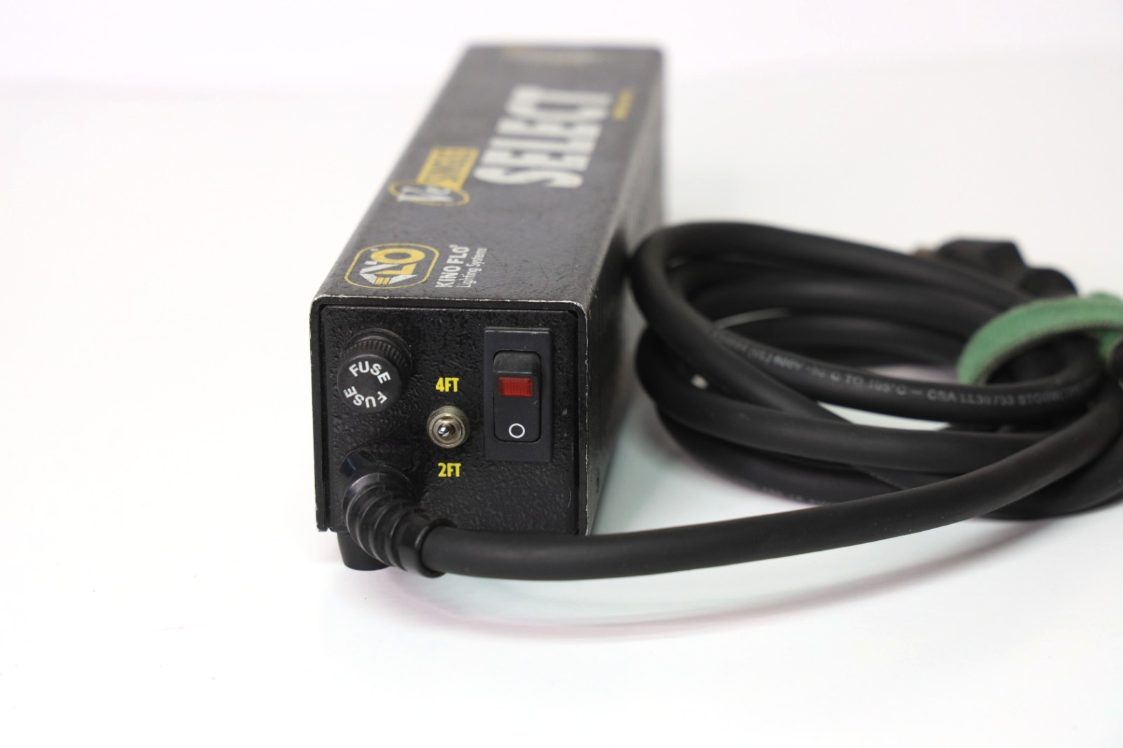 Kino Flo FIX-241 2ft 1-Bank Light w/ BAL-105 Ballast & Cable – Tested