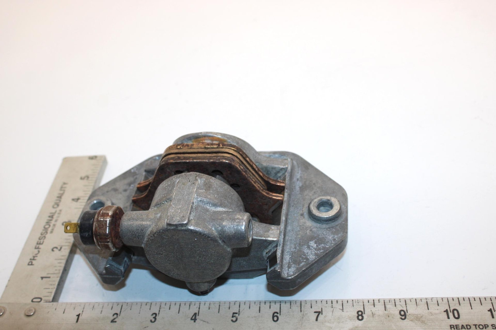 96 Polaris Xlt Oem Brake Caliper 1930825 1930701 SP153