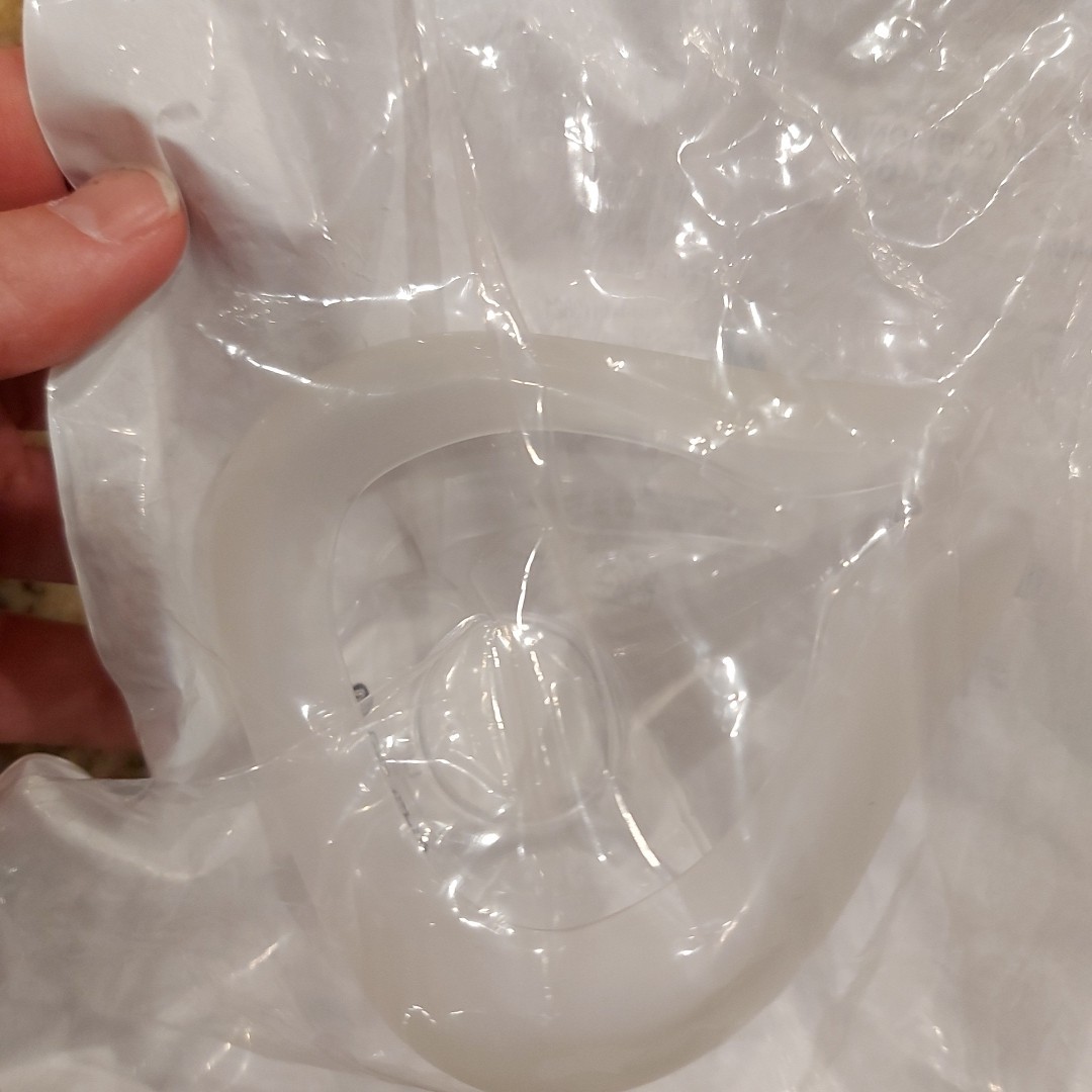 NEW Lot of 2 ResMed 63468 AirFit F20 Cushion Replacement Size Medium SEALED