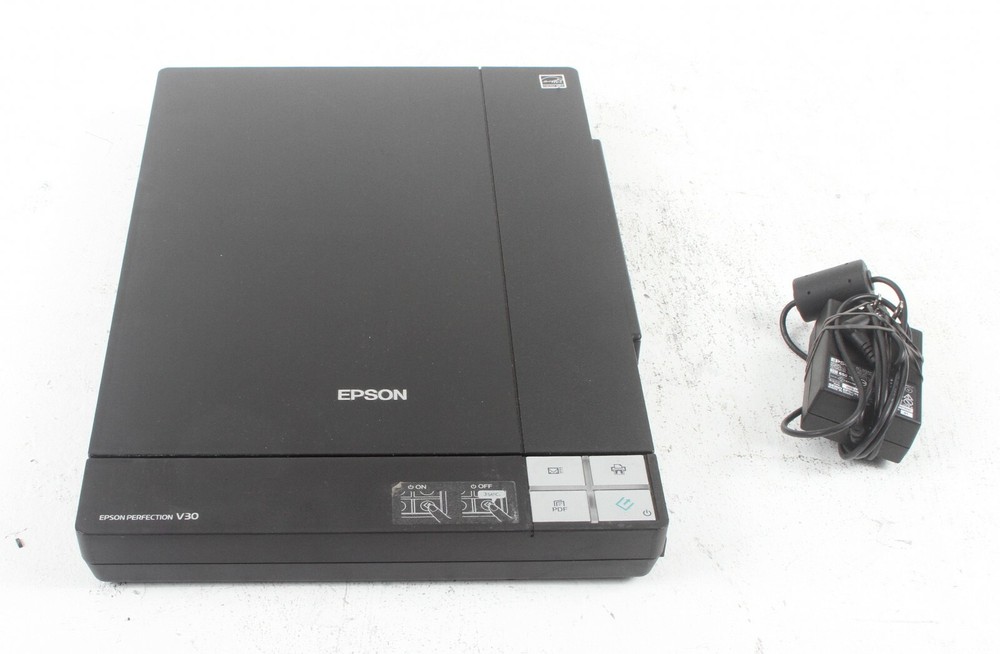 Epson Perfection V30 Flatbed Scanner w/Power Cable