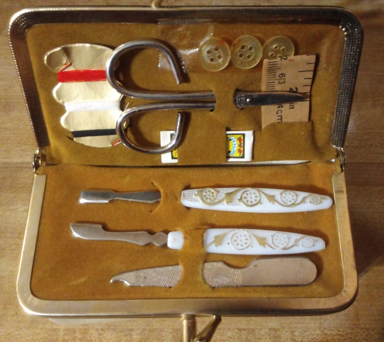 Vtg FLORIDA Souvenir Travel Manicure Sewing Kit Cigarette Makeup Lipstick Holder