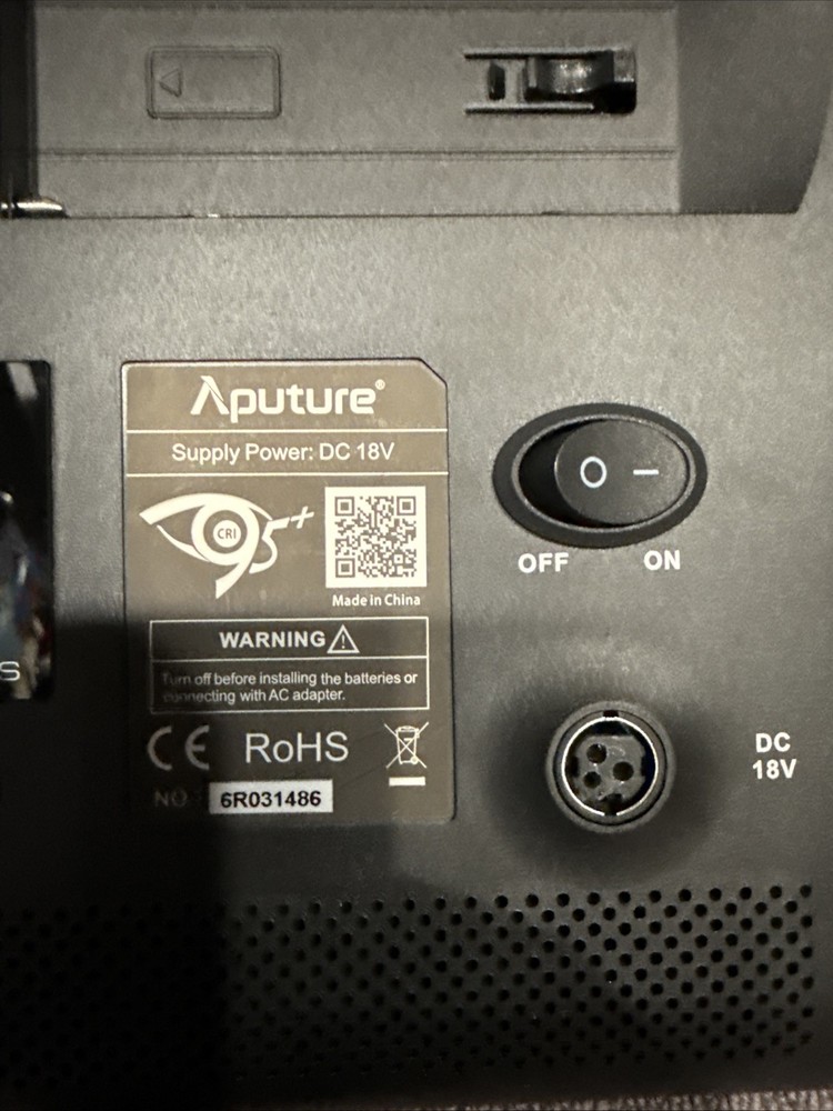 Aputure Amaran AL-528s LED Flood Light