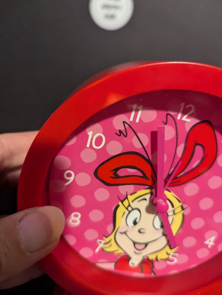Cindy Lou Who Small Table Top Clock The Grinch