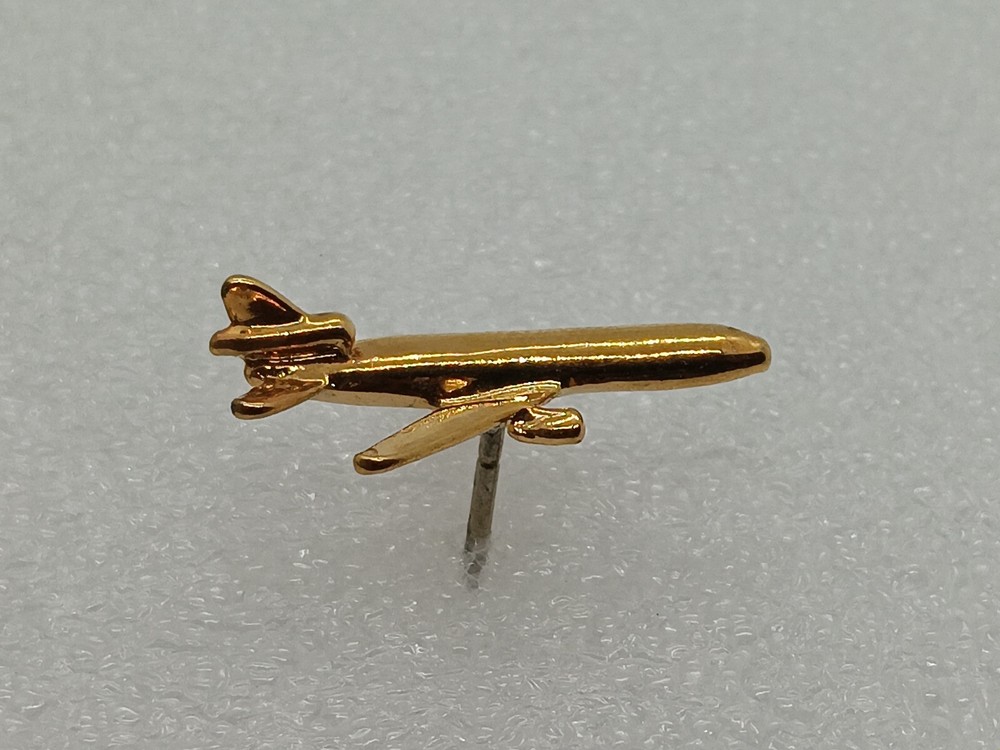 McDonnell Douglas DC-10 Lapel Pin