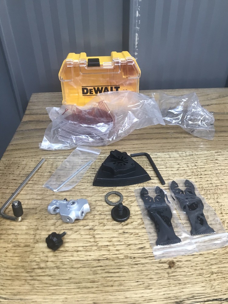 DEWALT MULTI TOOL BLADE KIT IN HARD CASE