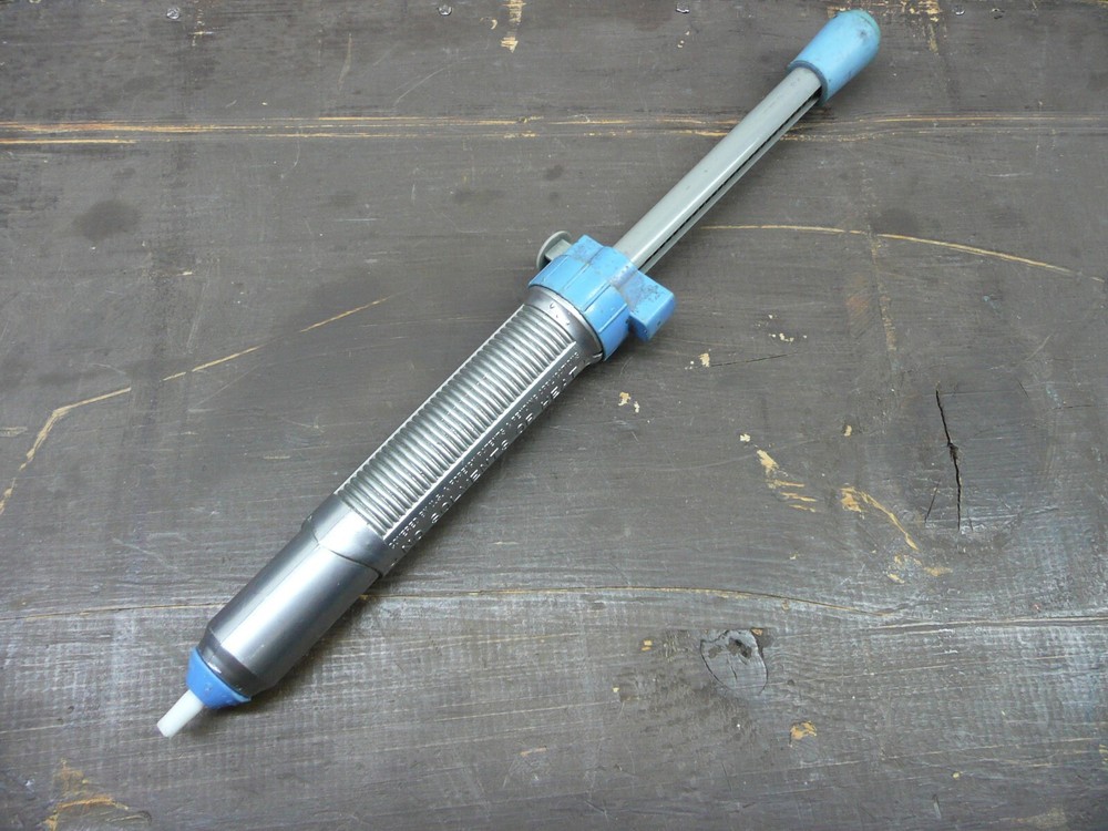 SILVERSTAT SOLDAPULLT Static Safe desoldering hand tool, Model AS196