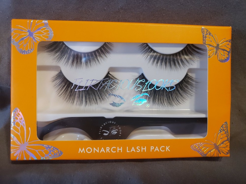Flirtacious Looks Cosmetics Monarch lash pack MSRP $38 Boxycharm
