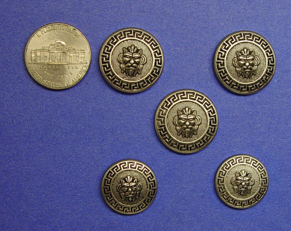 5 Unknown Brand Silver Color Plastic Lion Head jacket replacement buttons, Used