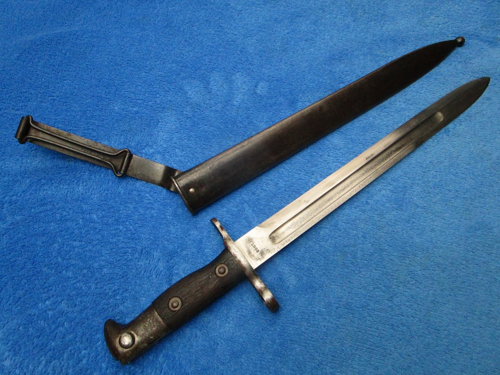 ORIGINAL VINTAGE US M1892 KRAG RIFLE BAYONET AND SCABBARD MADE IN 1903