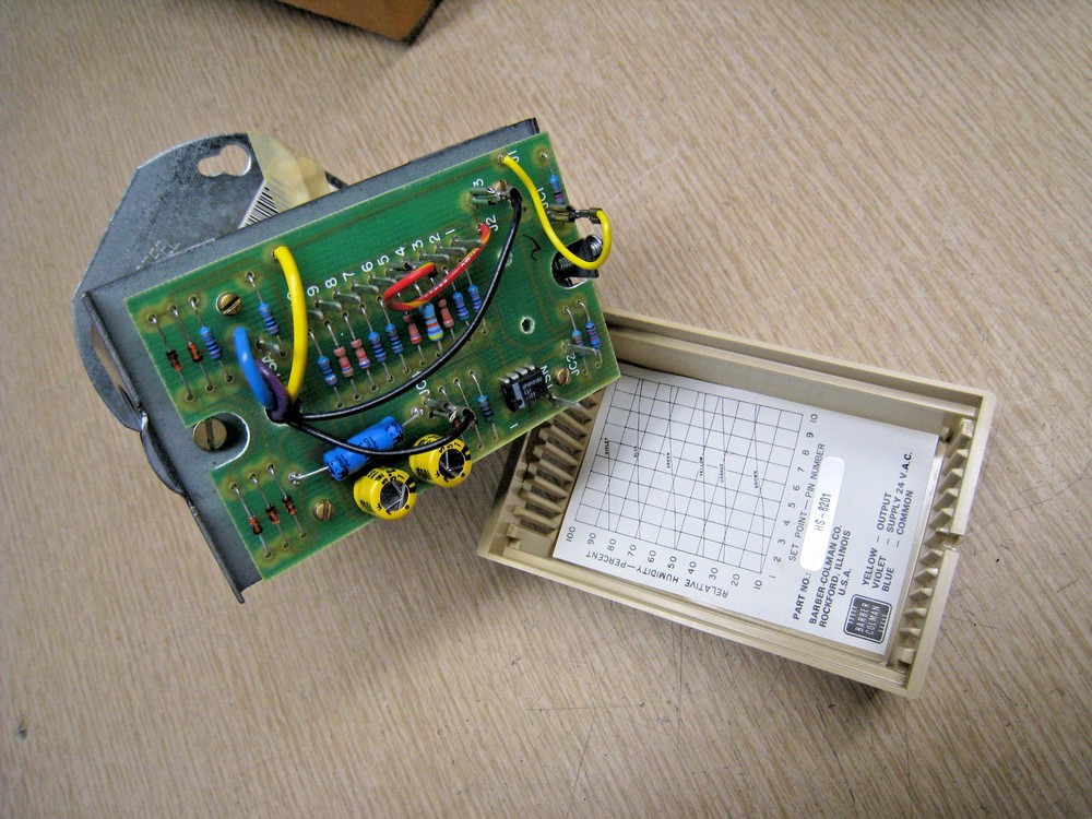 BARBER COLMAN SIEBE HS-8201 SOLID STATE HUMIDITY SENSOR