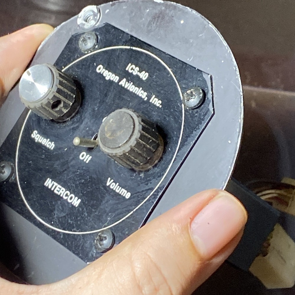 Oregon Avionics Intercom Switch ICS-40 (AP9)