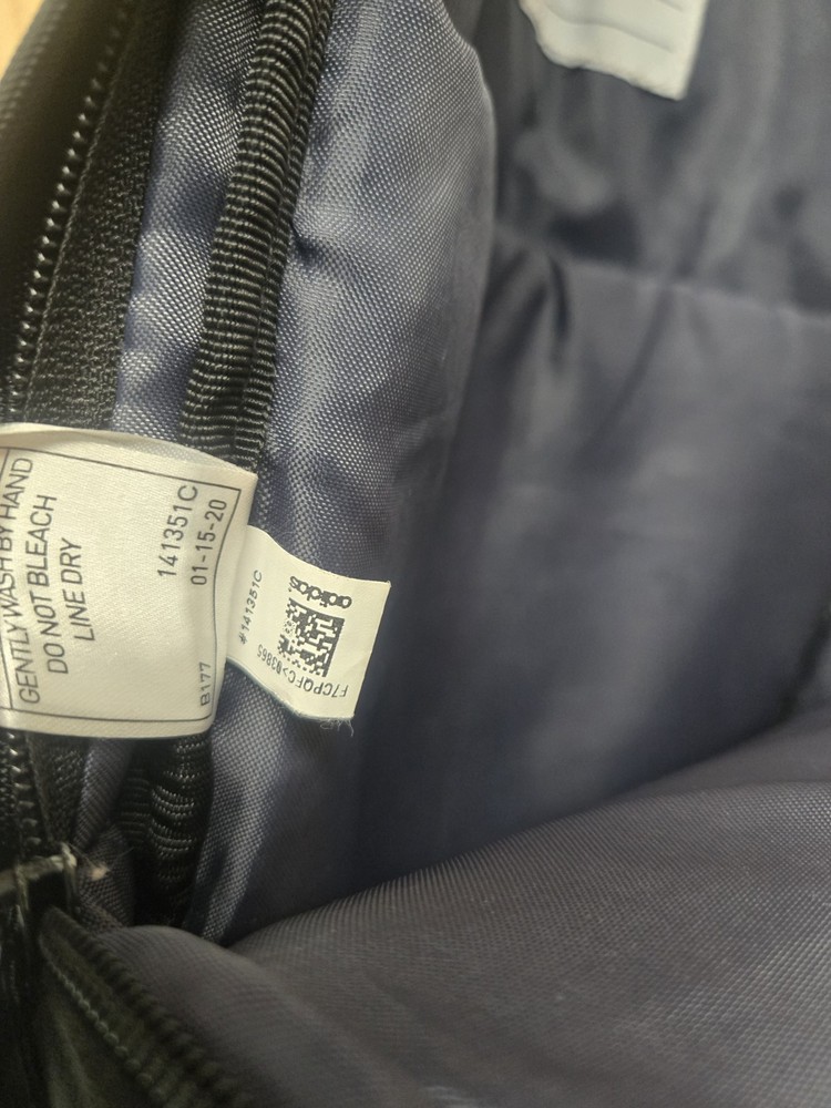 adidas Backpack Black , 3 Large Zip Sections, EUC- Adjustable Straps