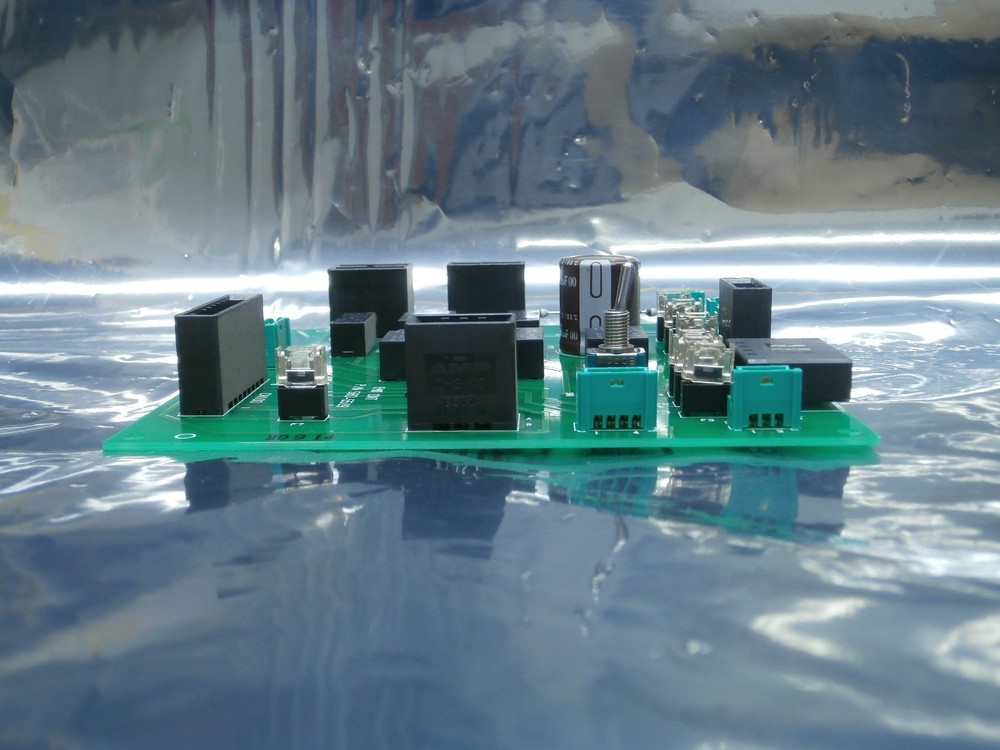 Hitachi 560-5519 EMO CNT Emergency Off Interface Board PCB Used Working