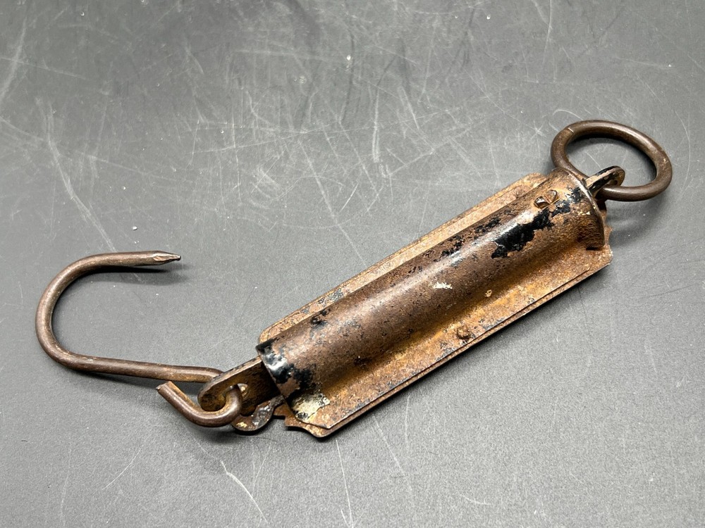 ANTIQUE 25lbs POCKET SPRING BALANCE SCALE