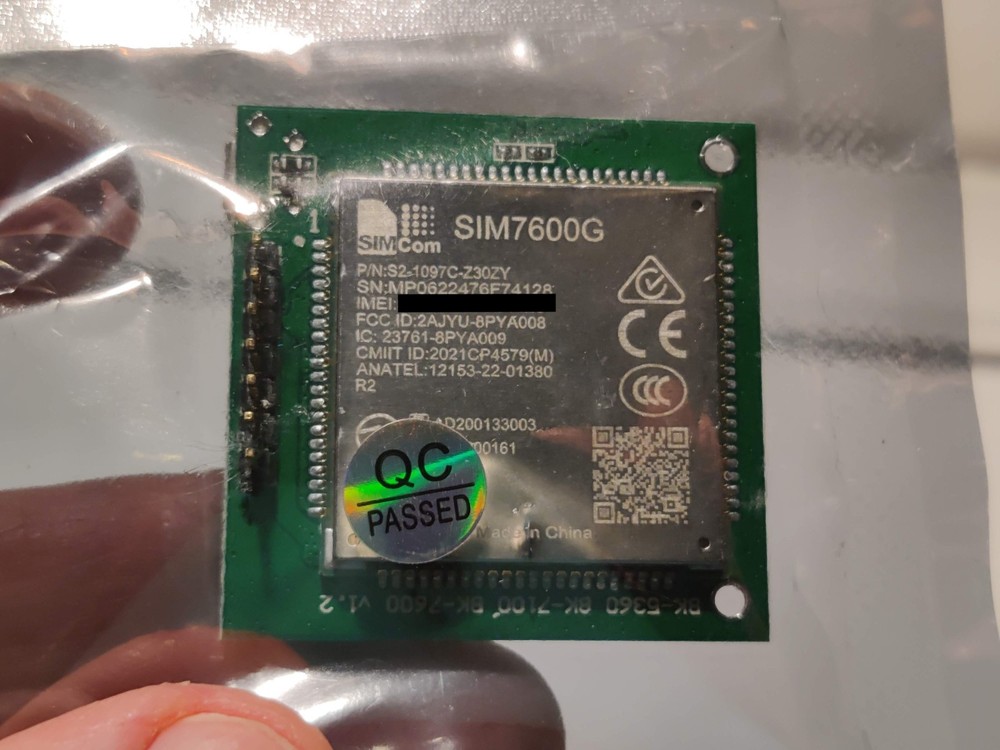 SimCom SIM7600G 4G LTE cellular breakout board all global bands