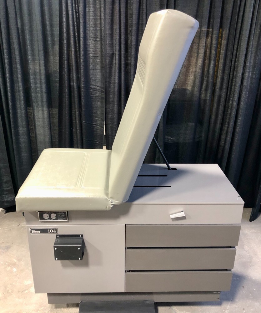 Midmark Ritter 104 Barrier Free Examination Table