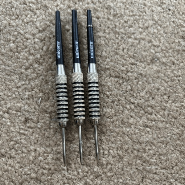 3 Unicorn Darts *Read*