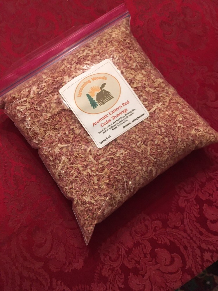 Aromatic Eastern Red Cedar Shavings, One Gallon Bag