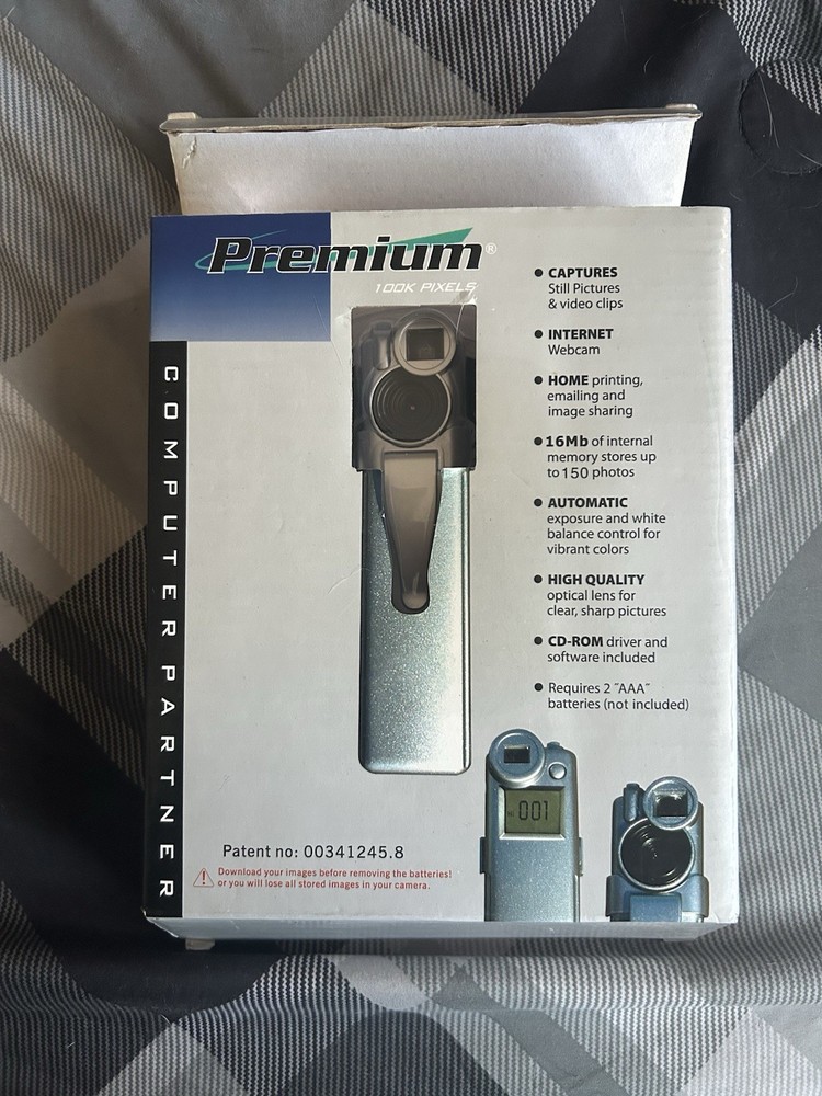 Computer Partner Premium 100K Pixels Digital Camera Webcam 16MB Memory A501