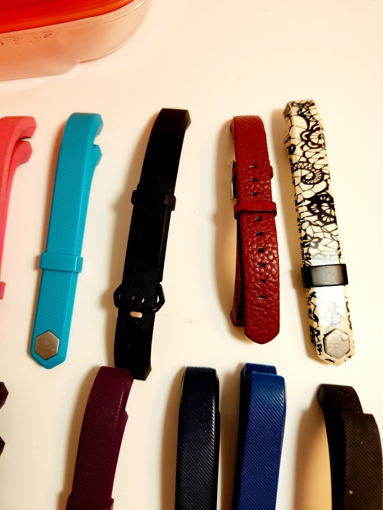 18 Large Fitbit Alta Bands, Greeninsync Accessory Replacement (R)