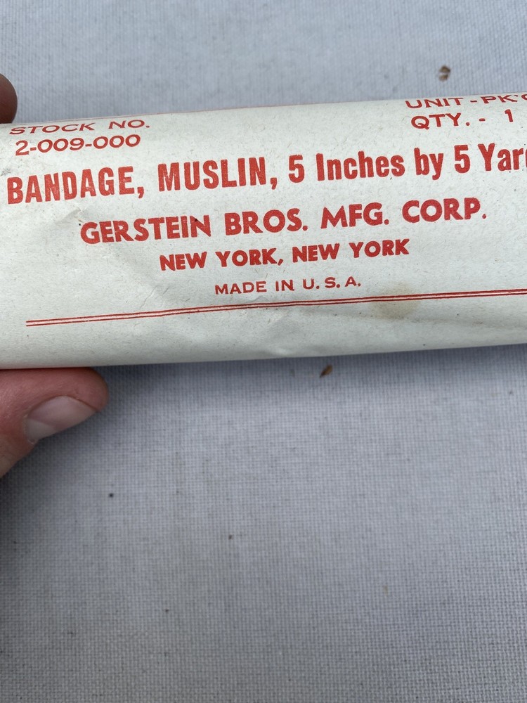 WW2 US Gerstein Muslin Bandages 5x5 Inch (F134