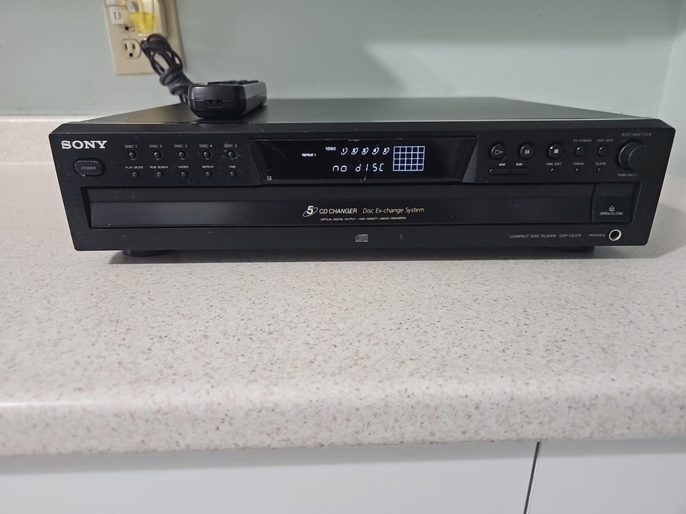 Sony CDP-CE375 CD 5 Compact Disc Carousel Changer with Remote Control