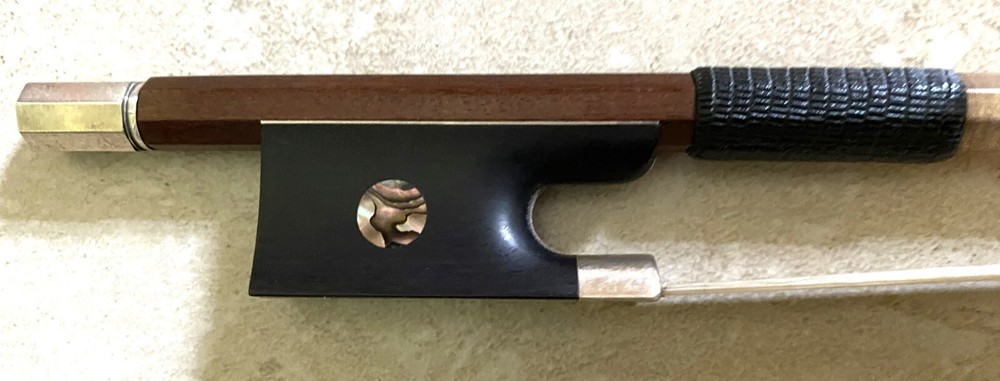 Very fine NEW 4/4 silver mounted violin bow PECCATTE copy