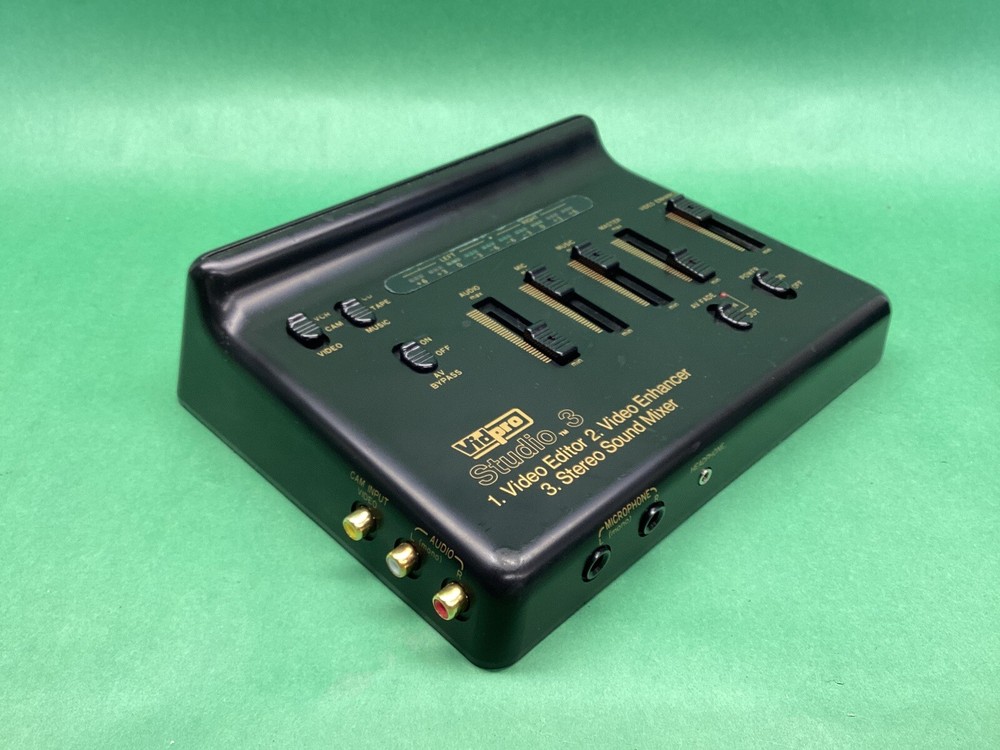 Vidpro Studio 3 - Video Editor - Enhancer, Sound Mixer - Powers On UNTESTED