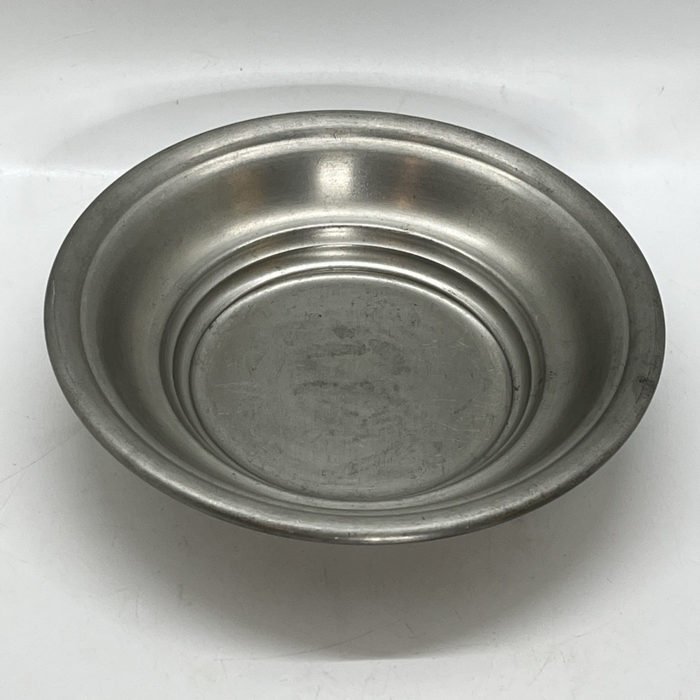 International Pewter 6 1/4" (inch) Keys / Change / Candy Dish Bowl