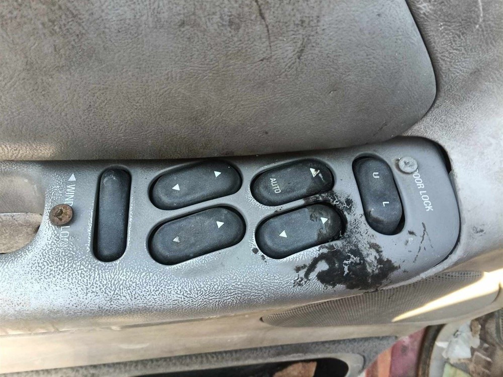 EXPLORER 2000 Fuse Box Cabin 6583