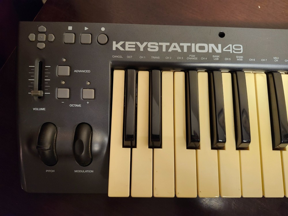 M-Audio Keystation 49 USB MIDI Keyboard/Controller