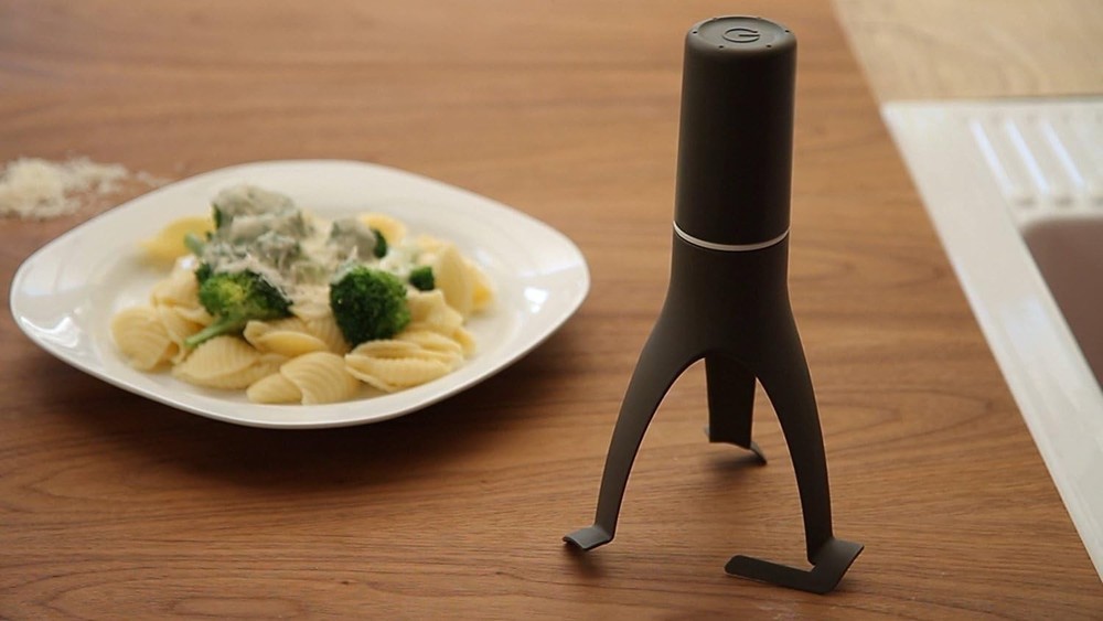 Cordless Automatic Stirrer with 3 Speed Settings - Effortless Kitchen Helper